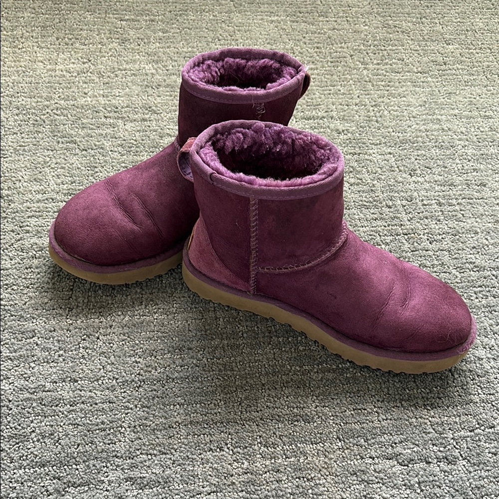 Women's Purple Ugg classic mini II Boots